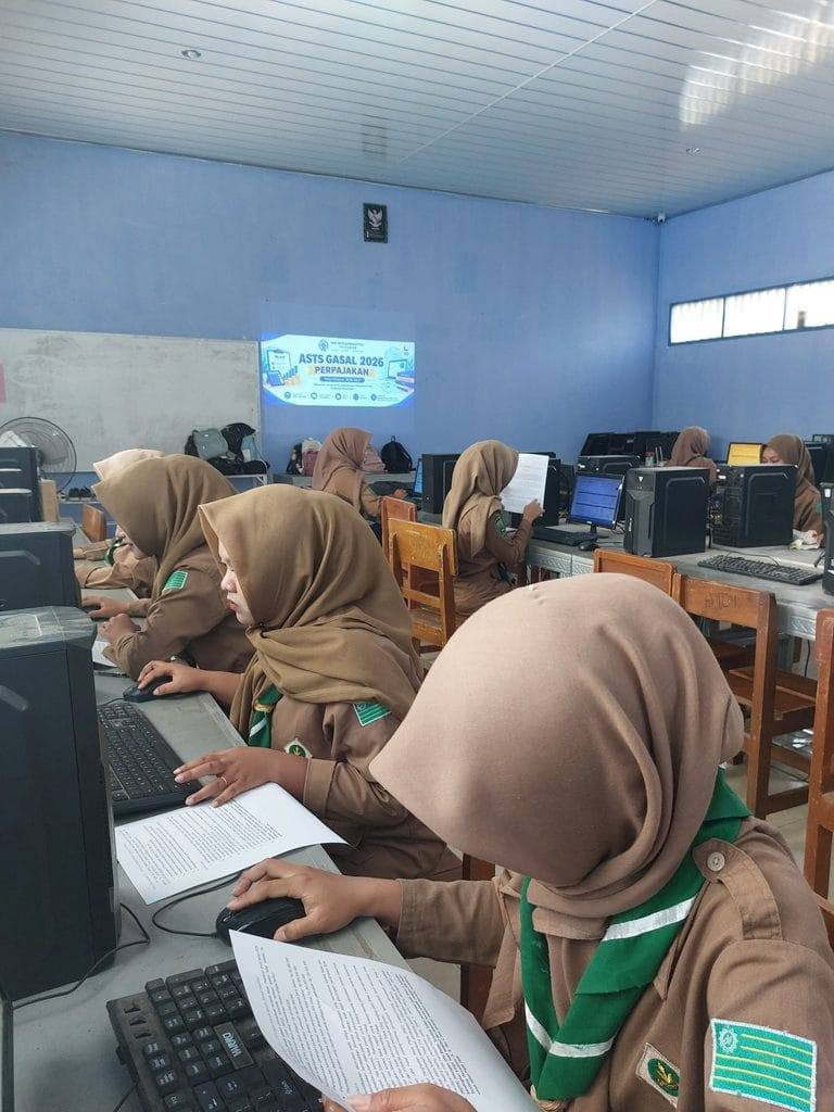 Siswa Akuntansi praktik akuntansi berbasis komputer